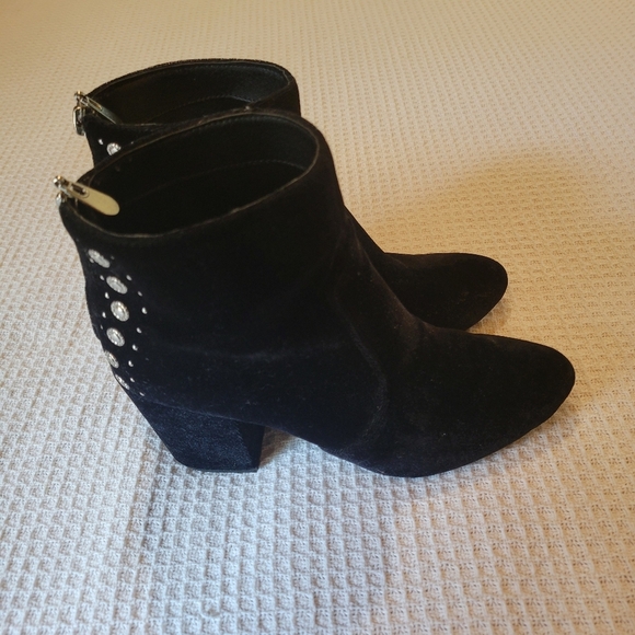 Guess Black Suede Ankle Booties - Picture 3 of 11